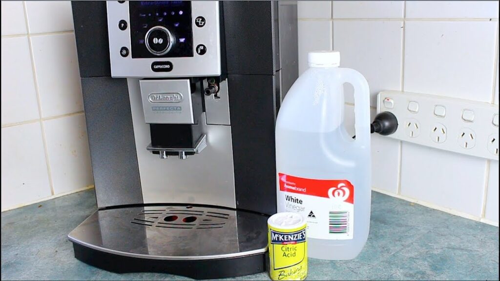 cleaning espresso machine with vinegar