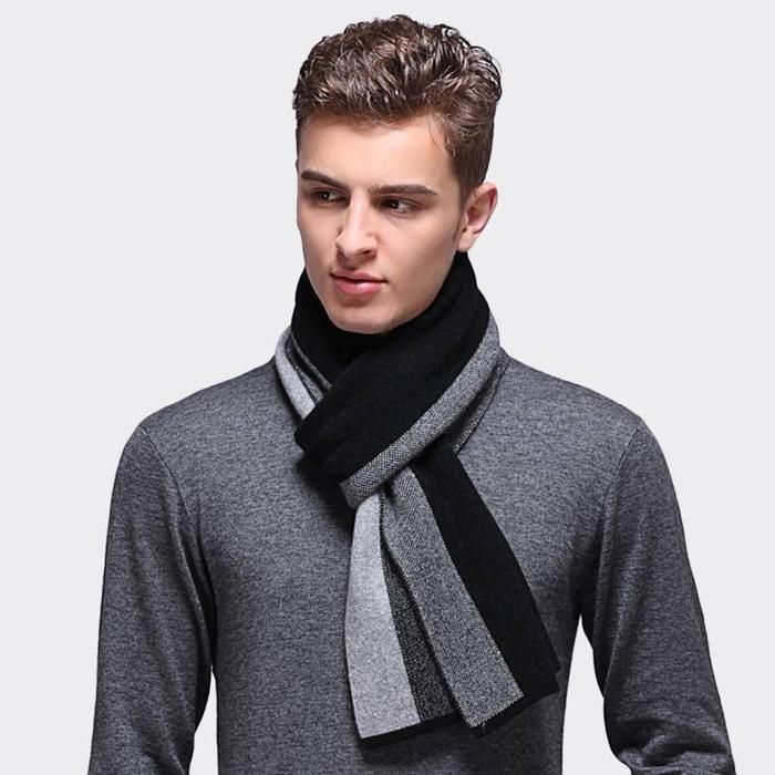 7 Best Men's Cashmere Scarf to Buy in 2023 4