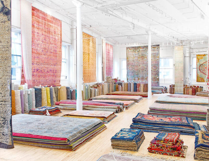 Best Handmade Rugs To Make Your Living Room More Stylish - 2024 Guide 5