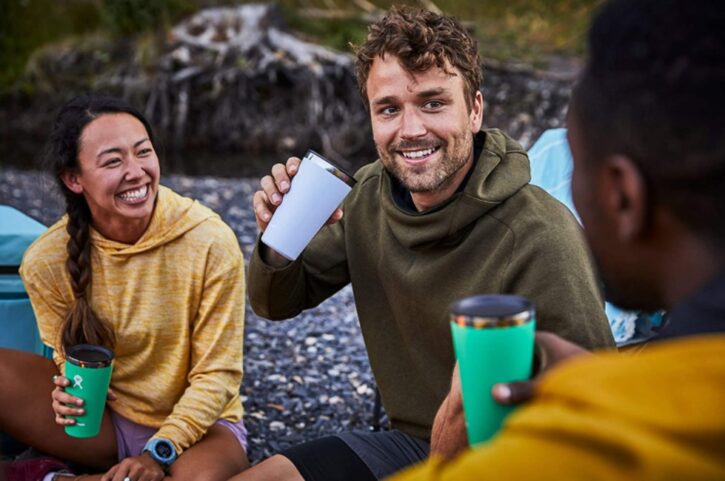 8 Best Tumbler Cups For Long Hikes 2024 - Buying Guide 3