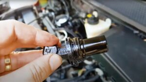 Precision in Motion: Exploring the Role of Camshaft Position Sensors in Modern Engines 2